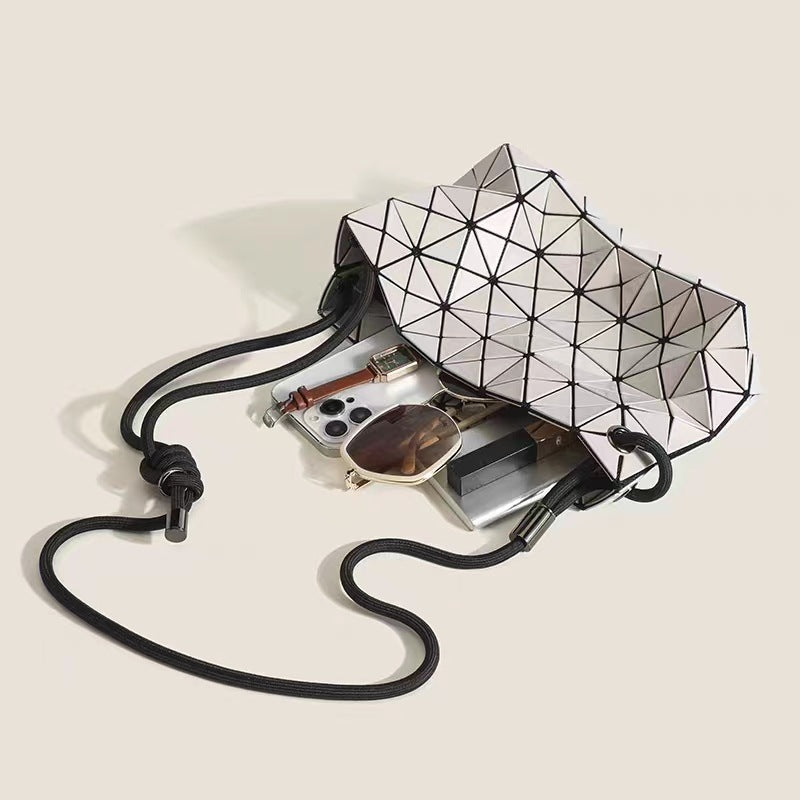 Charlotte Geometric Shoulder Bag