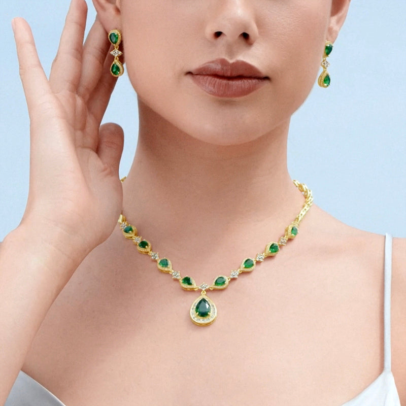 Luxurious Emerald Green Jewelry Set