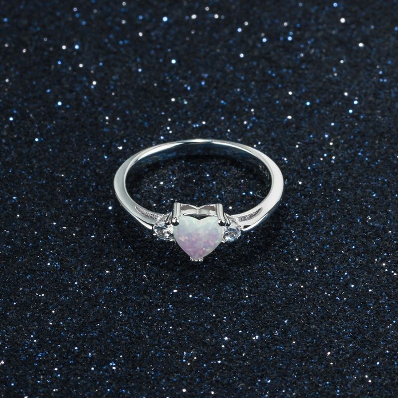 Queensland Heart Stone Ring